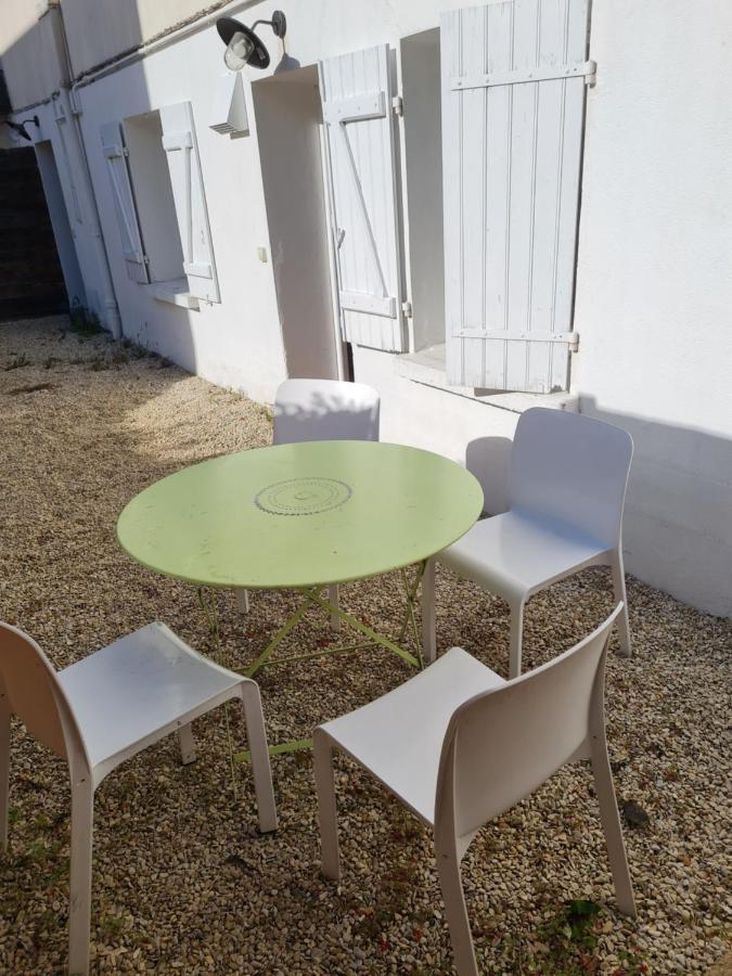 Appartement calme et pratique. Tours Extérieur photo
